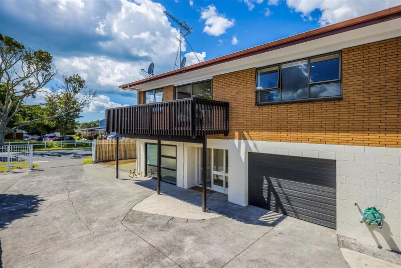 1/53 Butley Drive, Farm Cove, Auckland - Carousel 2