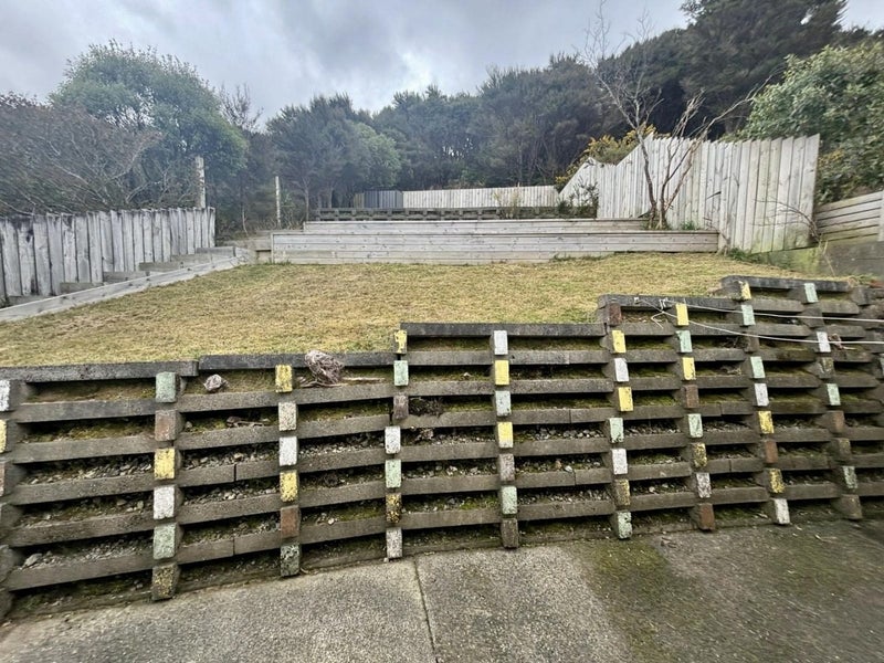 1/6 Naseby Grove, Wainuiomata, Lower Hutt - Carousel 16