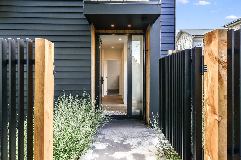 7A Wellington Street, Hamilton East, Hamilton - Carousel 2