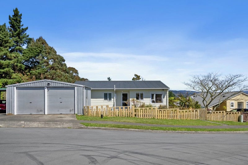 26 Gentian Street, Timberlea, Upper Hutt - Carousel 1