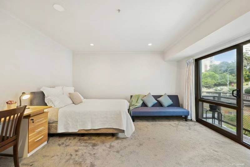 5H/1 Emily Place, Auckland Central, Auckland - Carousel 2