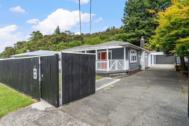 121 Hair Street, Wainuiomata, Lower Hutt - Carousel 2