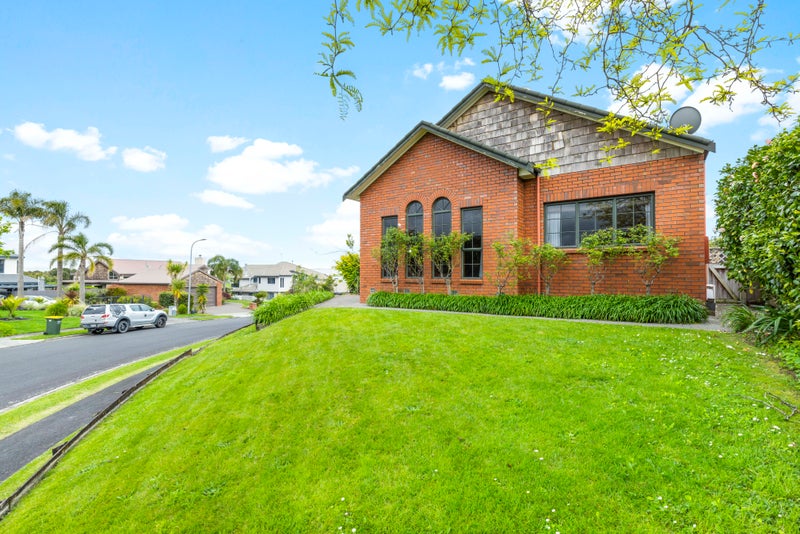 10 Munro Place, Flagstaff, Hamilton - Carousel 22