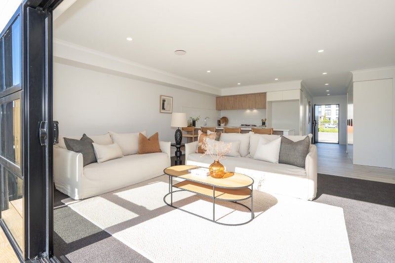 13 Adzebill Court, Rototuna North, Hamilton - Carousel 2