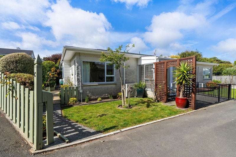 18C Lancaster Street, Karori, Wellington - Carousel 1