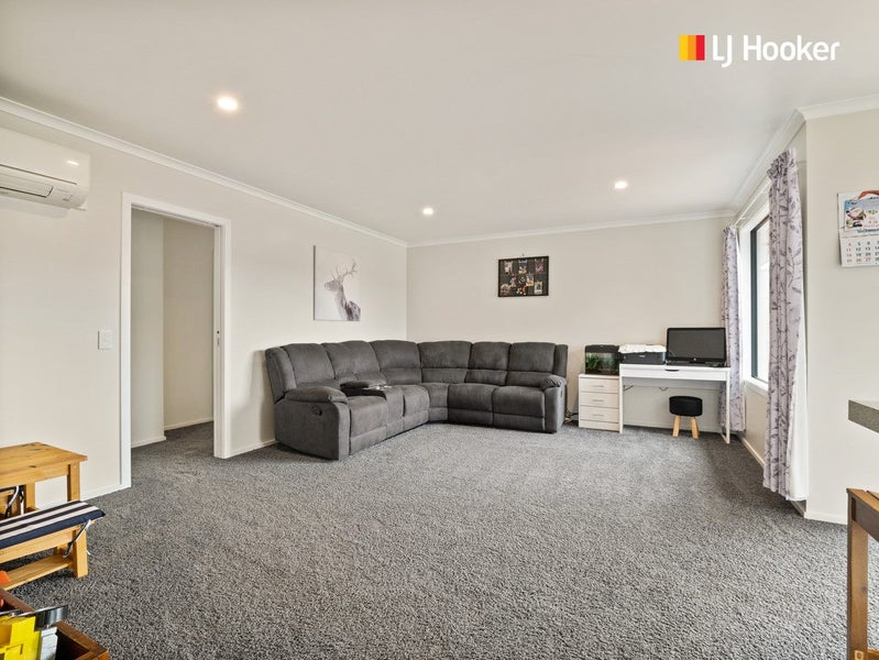 78 Severn Street, Green Island, Dunedin - Carousel 2