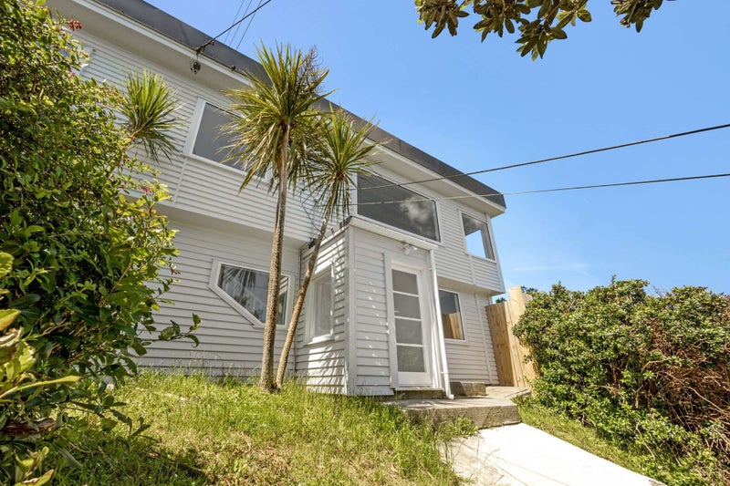 109 Black Rock Road, Newlands, Wellington - Carousel 2