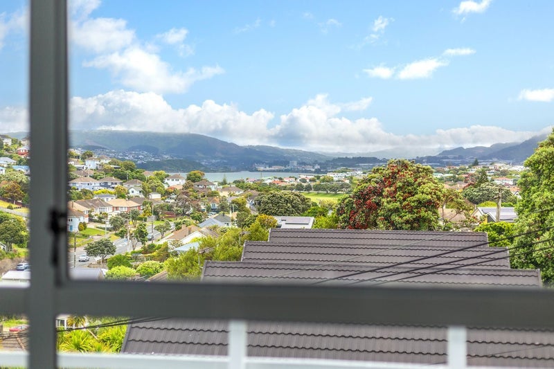 53A Dimock Street, Titahi Bay, Porirua - Carousel 1