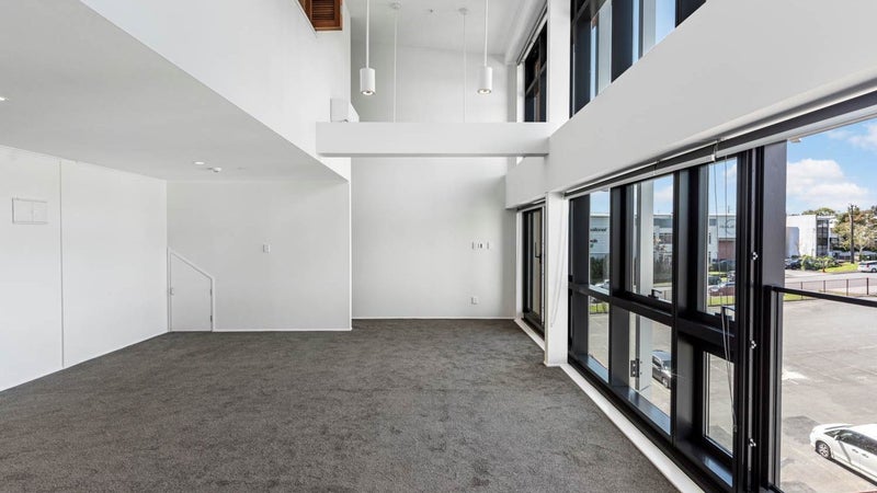 12F/30 Westward Hollow, GLEN EDEN, AUCKLAND - Carousel 1