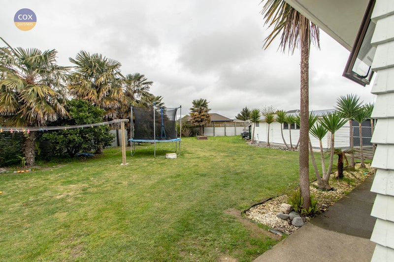 9 Bennett Place, Onekawa, Napier - Carousel 2