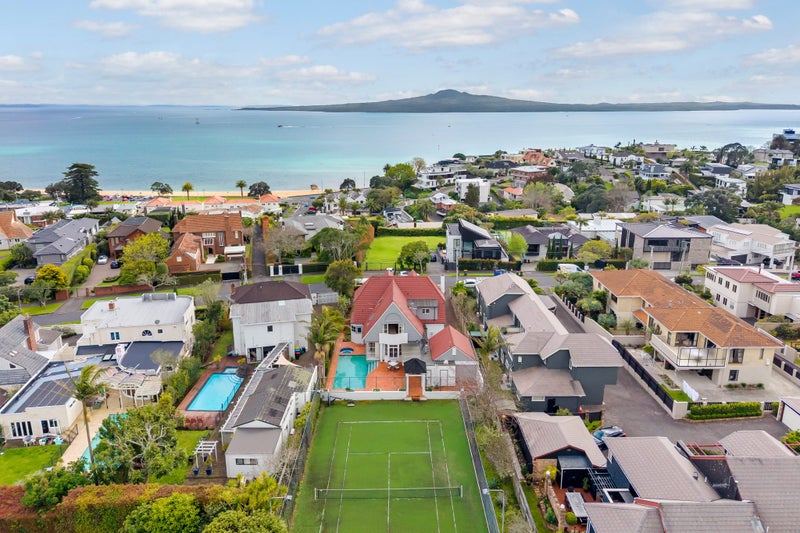 31 Ronaki Road, Mission Bay, Auckland - Carousel 9