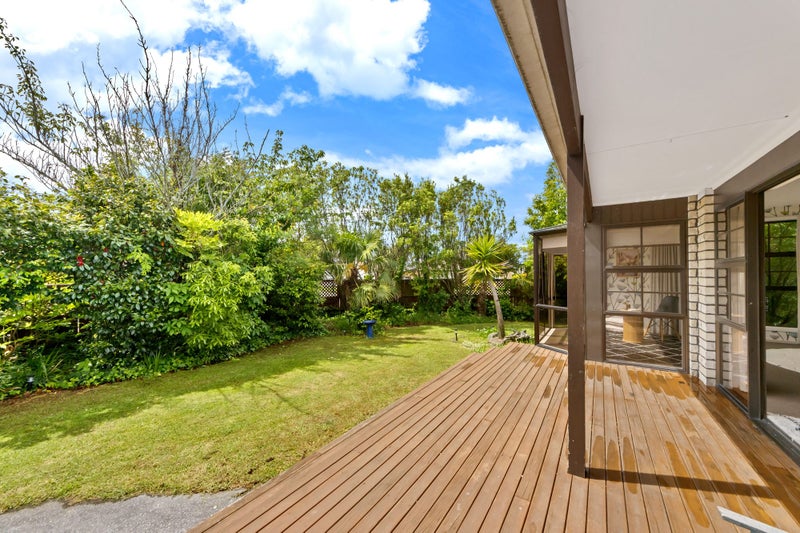 18 Cardinal Drive, Hillmorton, Christchurch - Carousel 2