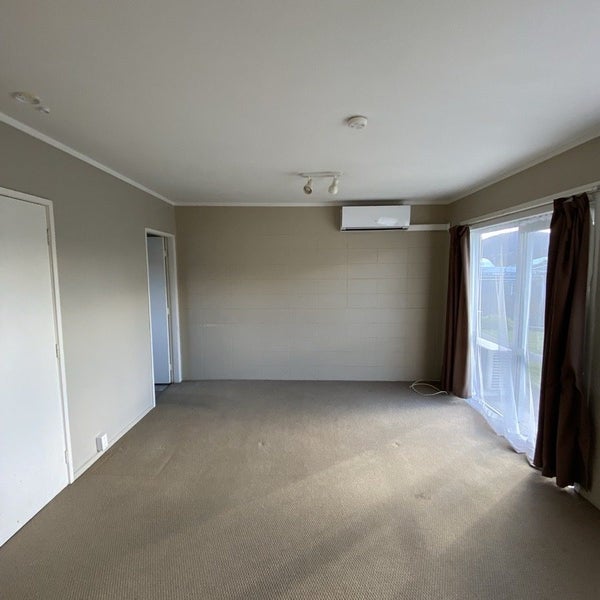 64 King Street, Opunake, Opunake - Carousel 2