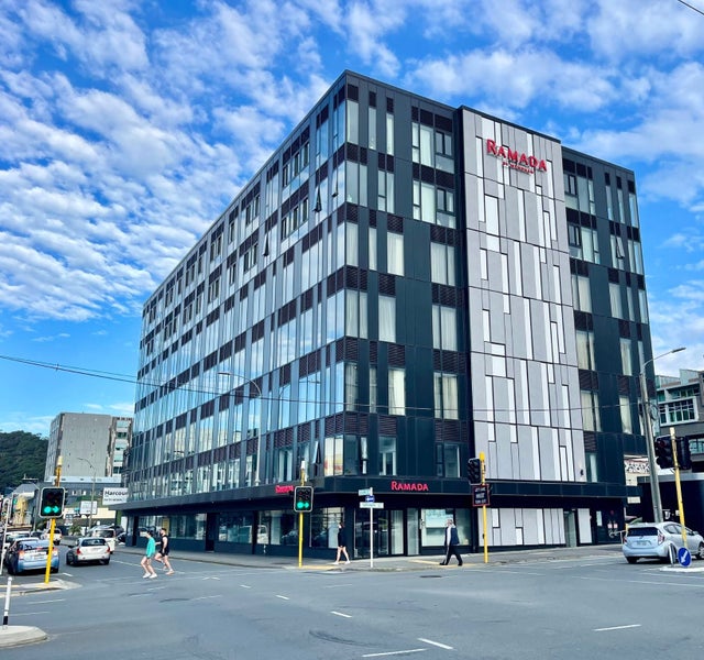 112/123 Taranaki Street, Te Aro, Wellington - Carousel 1