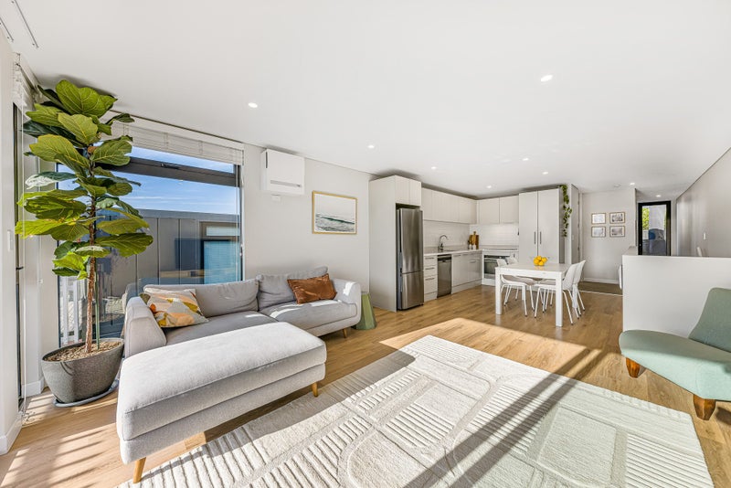 13A Nugget Avenue, Hobsonville, Auckland - Carousel 1