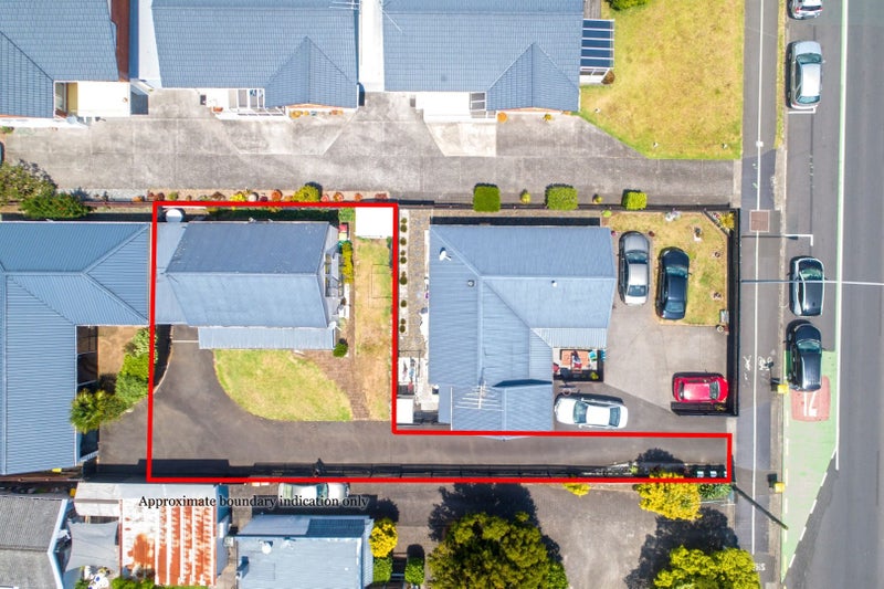 2/8 Shakespeare Road, Milford, Auckland - Carousel 13