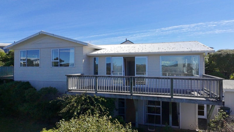 6 Truro Road, Camborne, Porirua - Carousel 1