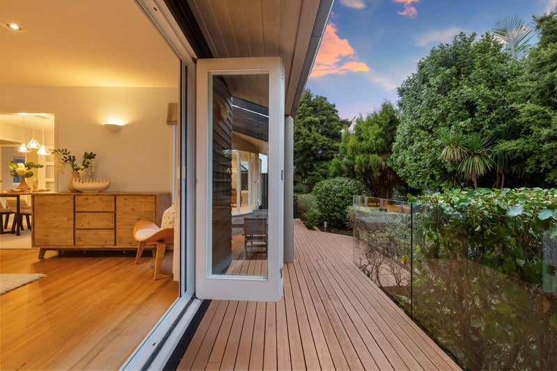 2/93 Kowhai Road, Mairangi Bay, Auckland - Carousel 2