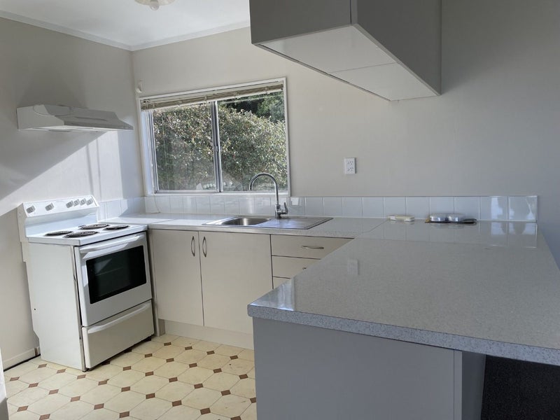 7 Oldham Way, Crofton Downs, Wellington - Carousel 1