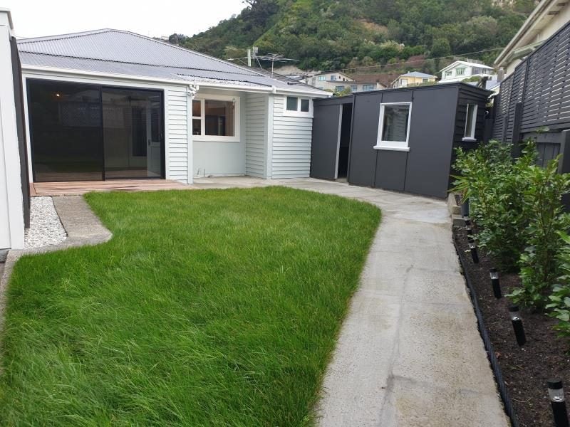 40 Rua Street, Lyall Bay, Wellington - Carousel 21