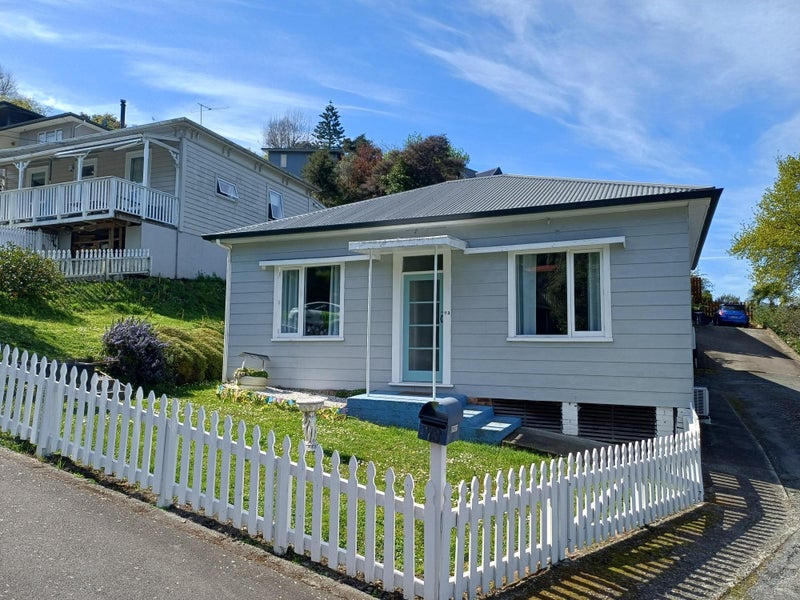 1/73 Russell Street, Stepneyville, Nelson - Carousel 1