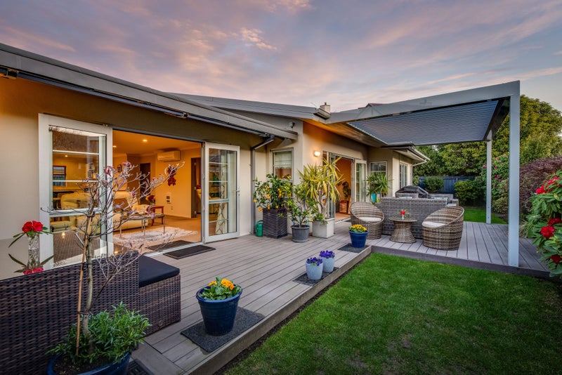 48 Woodhurst Drive, Casebrook, Christchurch - Carousel 2