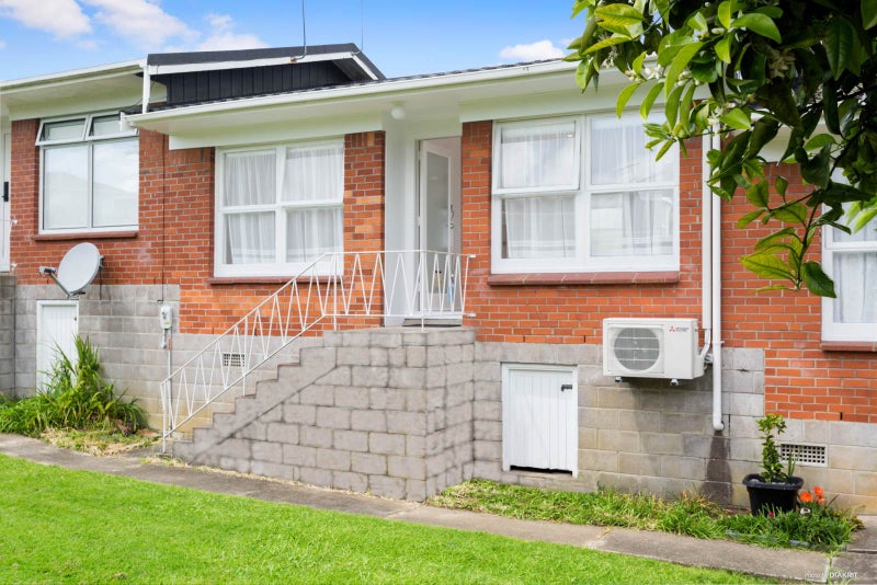7/12 Raines Avenue, Forrest Hill, Auckland - Carousel 1