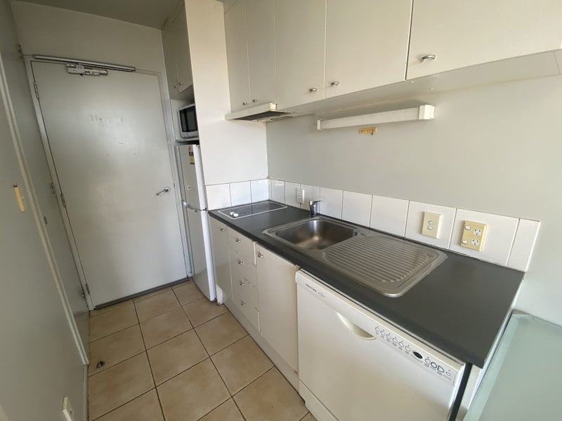 2D/11 Howe Street, Auckland Central, Auckland - Carousel 2