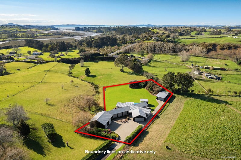 38 Trig Road, Howick - Carousel 1