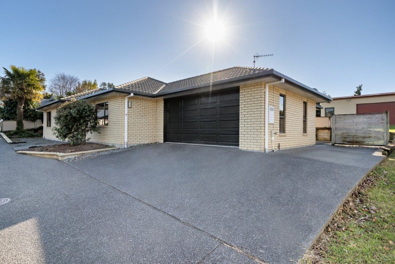 41 Glenmonarch Place, Pyes Pa, Tauranga - Carousel 1