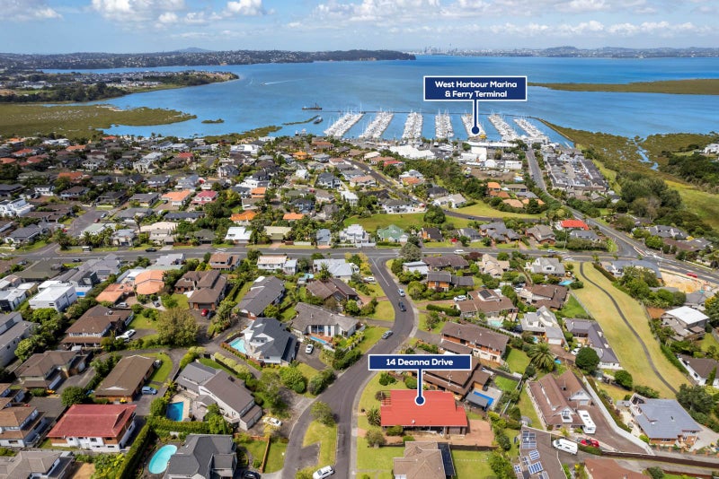 14 Deanna Drive, West Harbour, Auckland - Carousel 2
