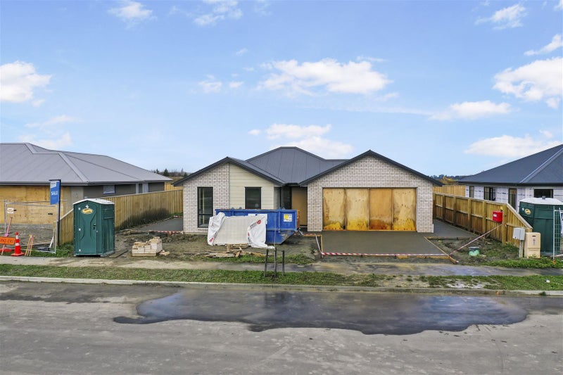 31 Strowan Avenue, Elgin, Ashburton - Carousel 1