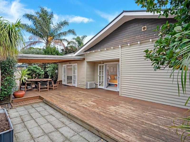 8 Oregon Avenue, Avondale, Auckland - Carousel 1
