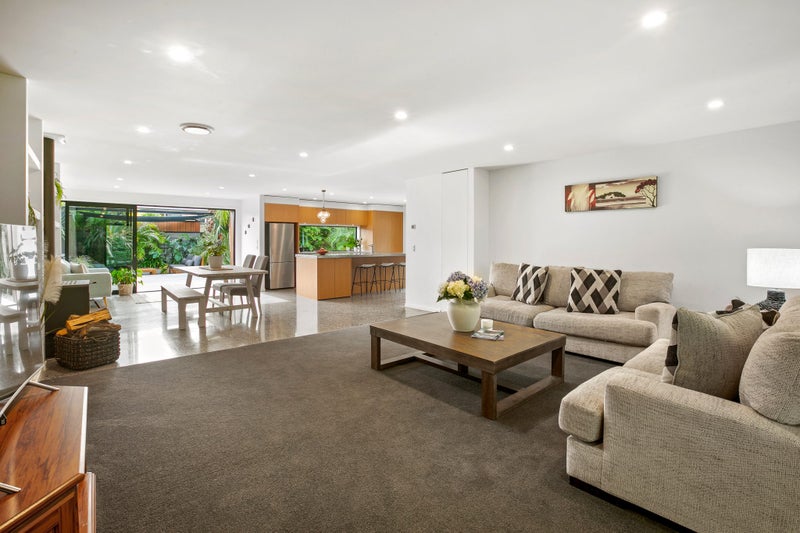 7C Pipitea Place, Whalers Gate, New Plymouth - Carousel 2