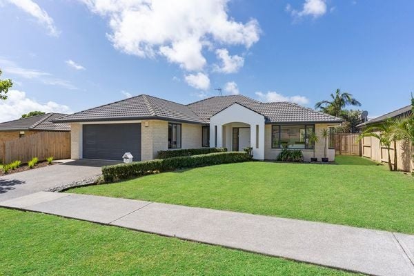 8 Corrofin Drive, East Tamaki, Auckland - Carousel 16