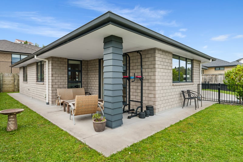 4 Bridle Way, Brookfield, Tauranga - Carousel 2