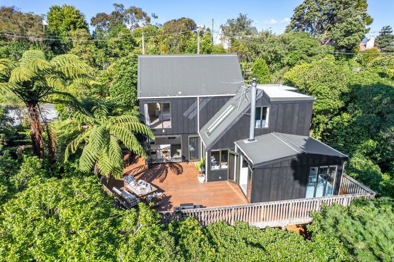 12 Palm Grove, Belmont, Lower Hutt - Carousel 35