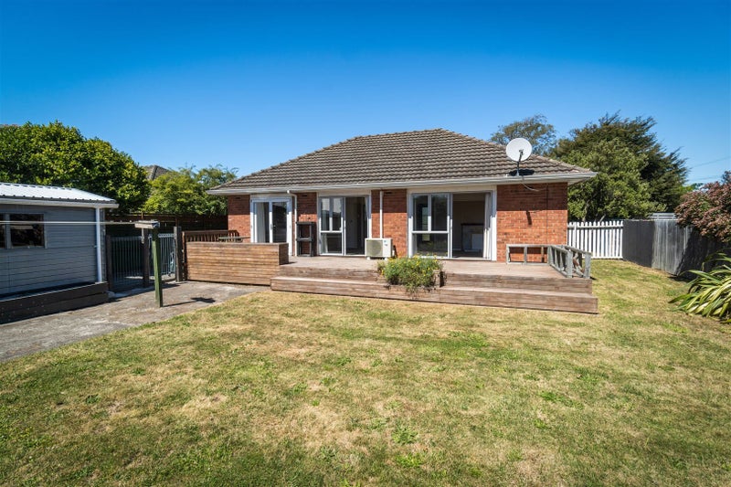 11 Evatt Street, Bryndwr, Christchurch - Carousel 1