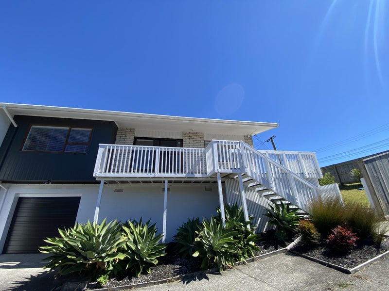 1/3 Tirimoana Road, Te Atatu South, Auckland - Carousel 1