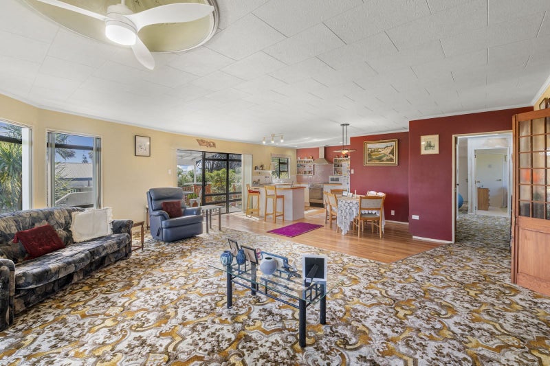 24 Scott Avenue, Otaki Beach, Otaki - Carousel 2