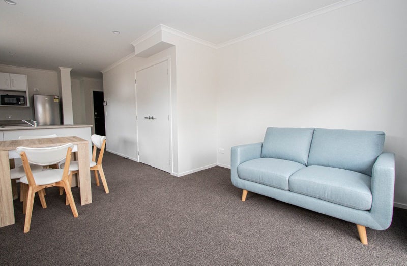 8/17 Lyon Street, Frankton, Hamilton - Carousel 1