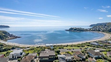 44 Tireti Road, Titahi Bay, Porirua - Carousel 1