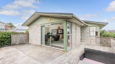 7 Ronald Algie Place, Saint Johns, Auckland - Carousel 1
