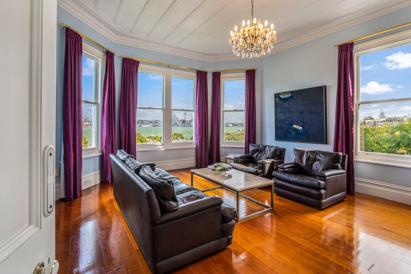 43 Clarence Street, Devonport, Auckland - Carousel 2
