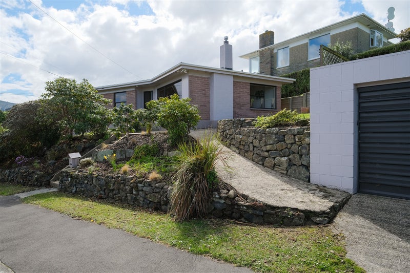 1 Watkin Street, Pine Hill, Dunedin - Carousel 20