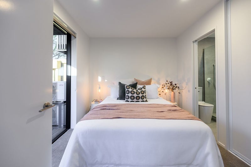 2/5 Ward Street, Addington, Christchurch - Carousel 11