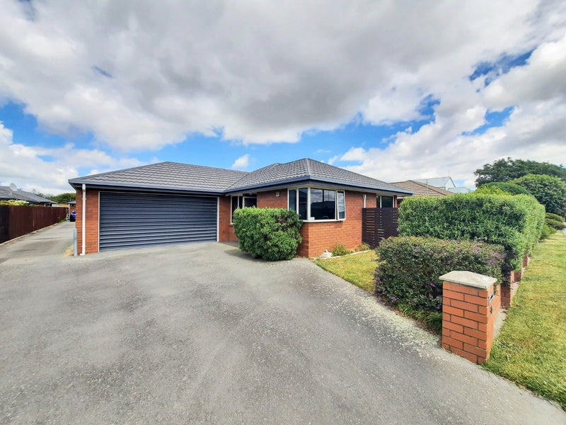 1/30 Seymour Street, Hornby, Christchurch - Carousel 1