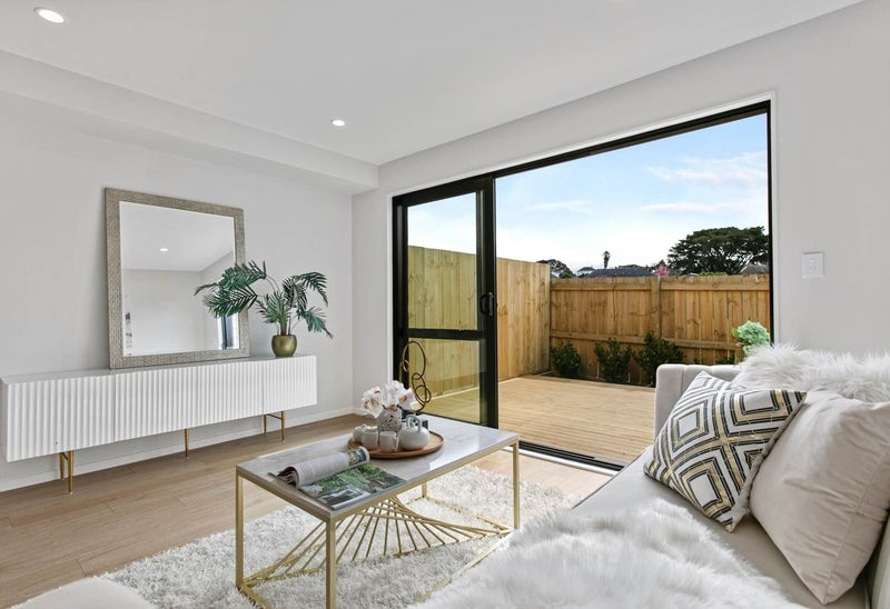 5B Kahu Road, Panmure, Auckland - Carousel 2