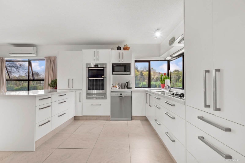 64 Jack Paterson Road, Papakura - Carousel 2