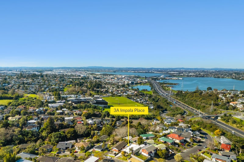 3A Impala Place, Hillsborough, Auckland - Carousel 19